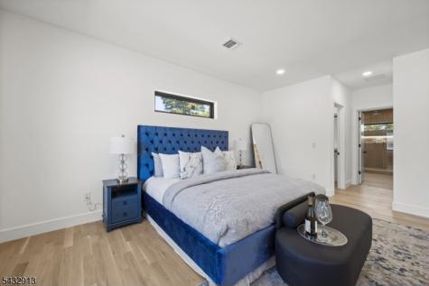 24 Richard Scott Court Haledon NJ 07508