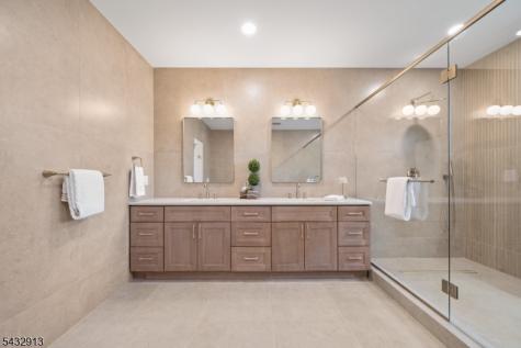 24 Richard Scott Court Haledon NJ 07508