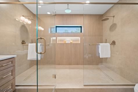 24 Richard Scott Court Haledon NJ 07508