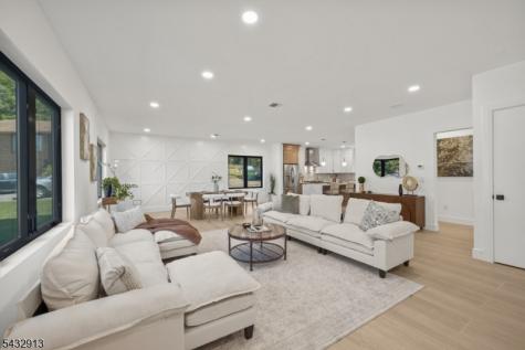 24 Richard Scott Court Haledon NJ 07508