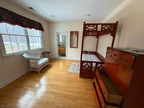 6 Trout Brook Court Chester NJ 07930