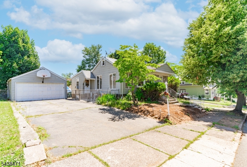 244 Arlington Avenue Paterson NJ 07502