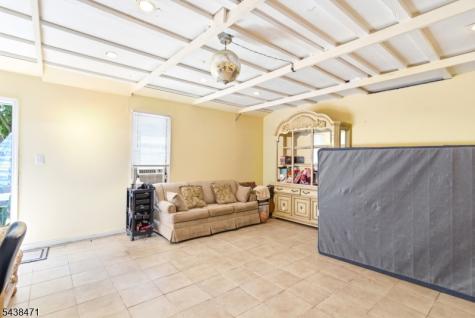 244 Arlington Avenue Paterson NJ 07502