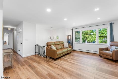 4 Horizon Drive Roxbury NJ 07876