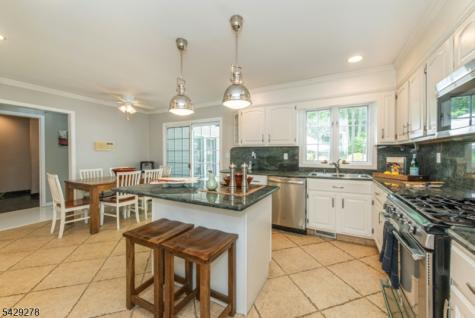 14 Fox Run North Caldwell NJ 07006