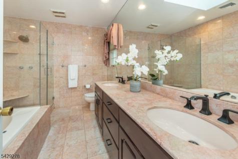 14 Fox Run North Caldwell NJ 07006