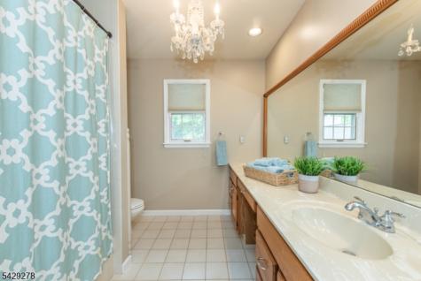 14 Fox Run North Caldwell NJ 07006