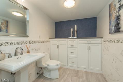 14 Fox Run North Caldwell NJ 07006