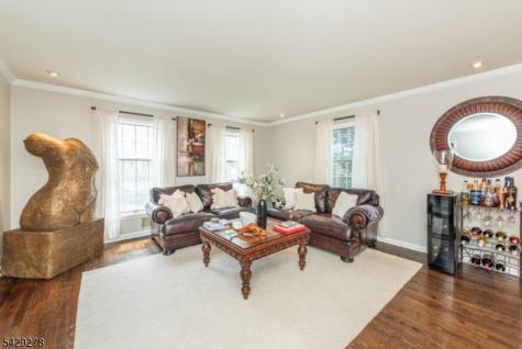 14 Fox Run North Caldwell NJ 07006