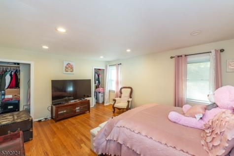 11 Mountain Way South West Orange NJ 07052