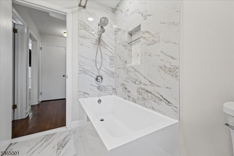 4 Rambler Drive Bridgewater NJ 08807