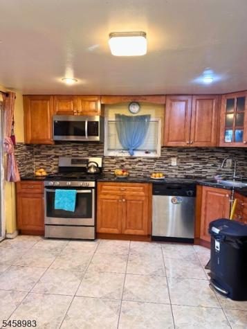 105 Mcadoo Avenue Jersey City NJ 07305