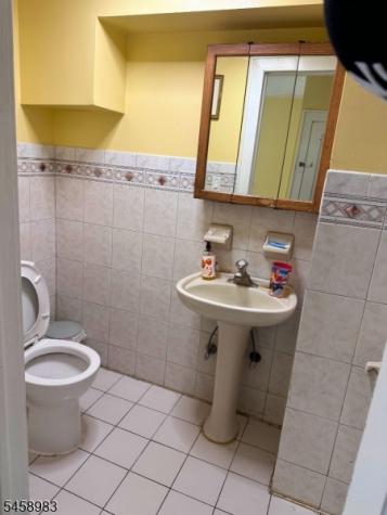 105 Mcadoo Avenue Jersey City NJ 07305