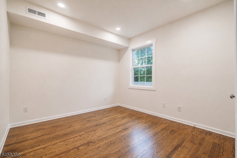 217 E Clay Avenue Roselle Park NJ 07204