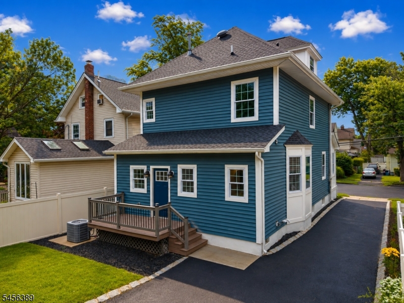 217 E Clay Avenue Roselle Park NJ 07204