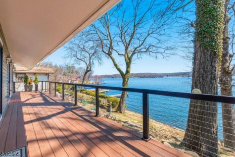 38 Ithanell Road Hopatcong NJ 07843
