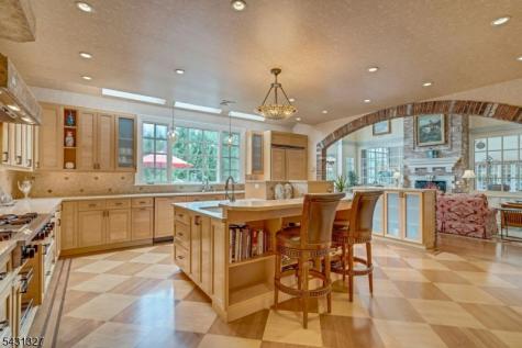 1055 High Mountain Road Franklin Lakes NJ 07417