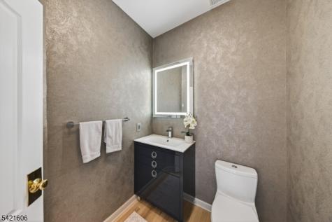 2 Stone Forge Road Green NJ 07821