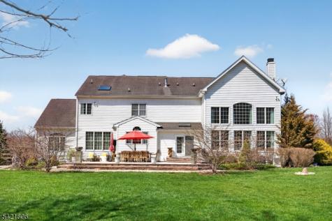 2 Stone Forge Road Green NJ 07821
