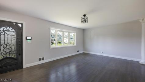 15 Cutler Place Clark NJ 07066