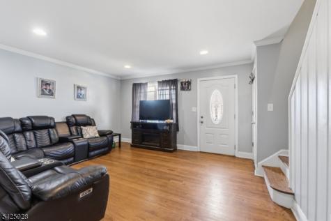 237 Clinton Woodbridge NJ 07095