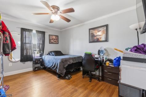 237 Clinton Woodbridge NJ 07095