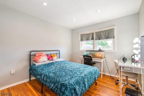 13 W Parkway Pequannock NJ 07440