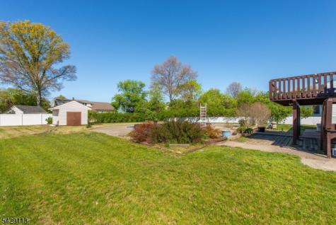 13 W Parkway Pequannock NJ 07440