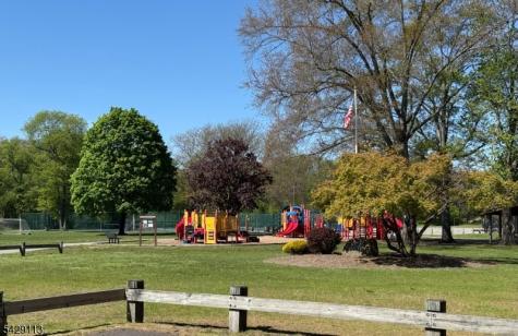 13 W Parkway Pequannock NJ 07440