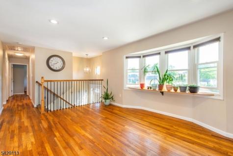 13 W Parkway Pequannock NJ 07440