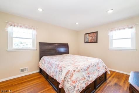 13 W Parkway Pequannock NJ 07440