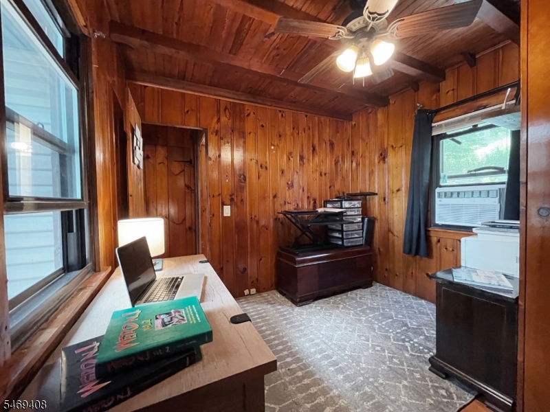16 Lakeview Road Hopatcong NJ 07843