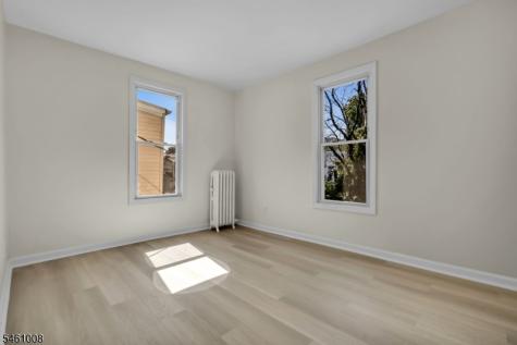 263 Sanford Street East Orange NJ 07018