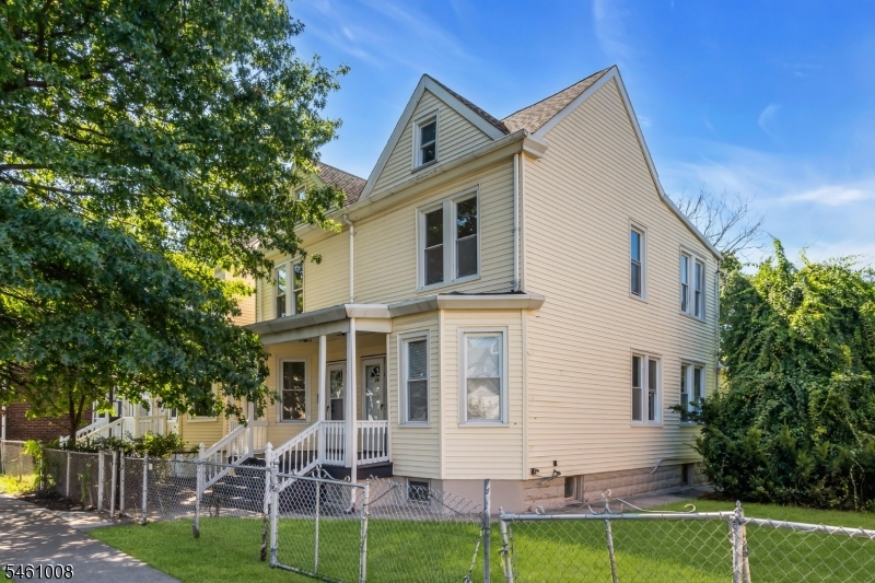 263 Sanford Street East Orange NJ 07018