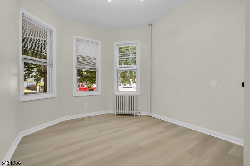 263 Sanford Street East Orange NJ 07018