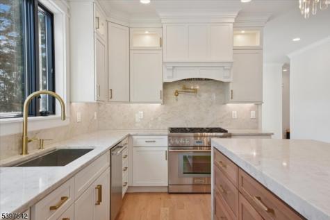 32 Felch Road Florham Park NJ 07932