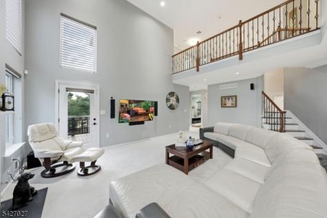 5 Robert Court Monroe NJ 08831