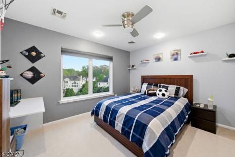 5 Robert Court Monroe NJ 08831