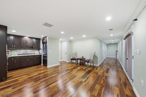 5 Robert Court Monroe NJ 08831