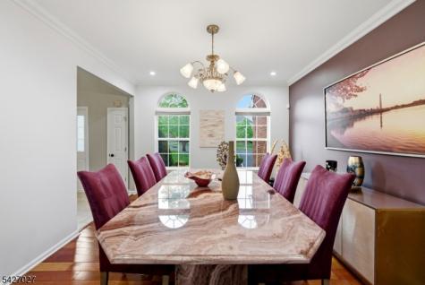5 Robert Court Monroe NJ 08831