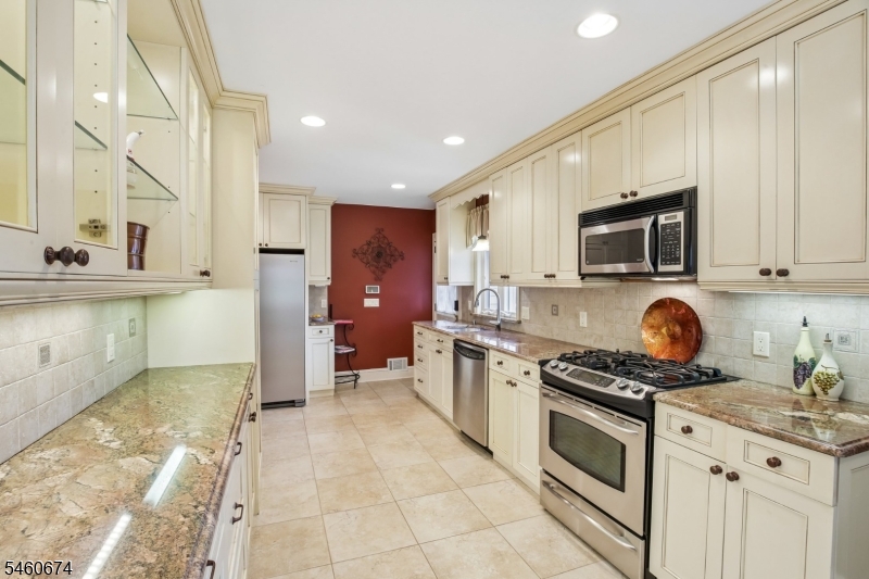 11 Clearwater Road Mount Olive NJ 07828