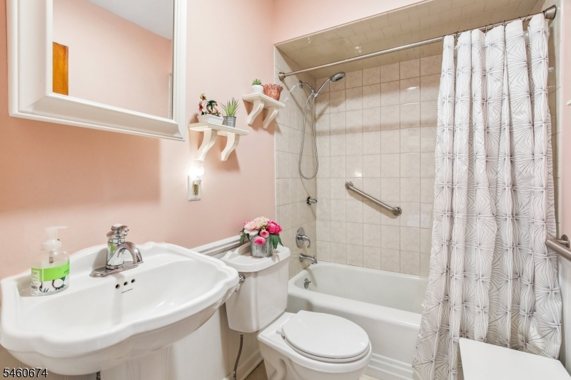 11 Clearwater Road Mount Olive NJ 07828