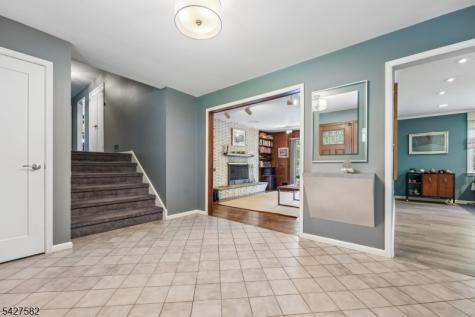 89 Westview Road Millburn NJ 07078