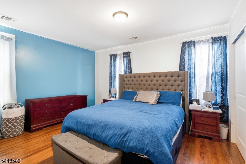 10 Lentz Place Irvington NJ 07111