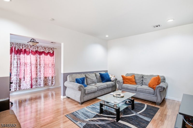 10 Lentz Place Irvington NJ 07111