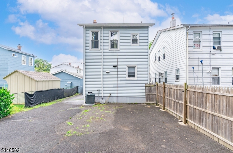 10 Lentz Place Irvington NJ 07111