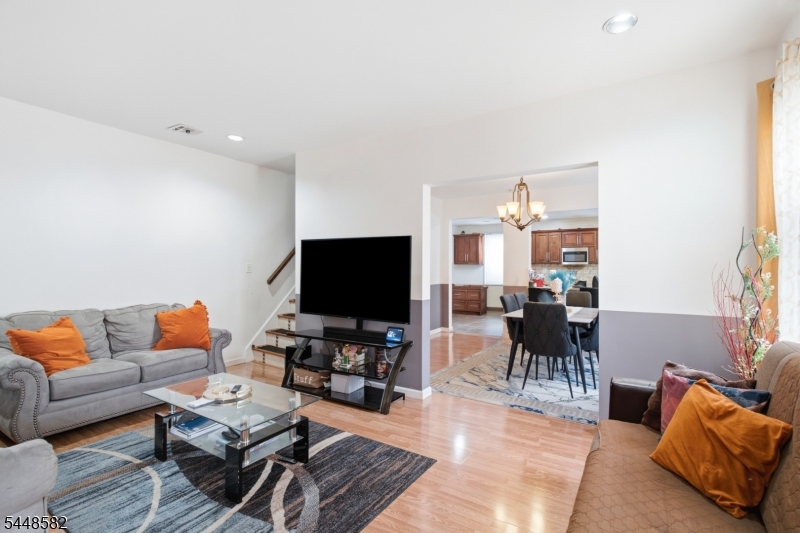10 Lentz Place Irvington NJ 07111