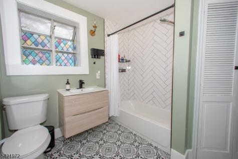 5 Cedar Street Newton NJ 07860