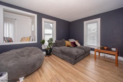 5 Cedar Street Newton NJ 07860
