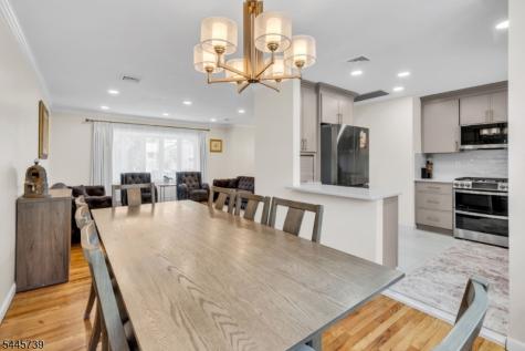 33 Oak Avenue Pequannock NJ 07440